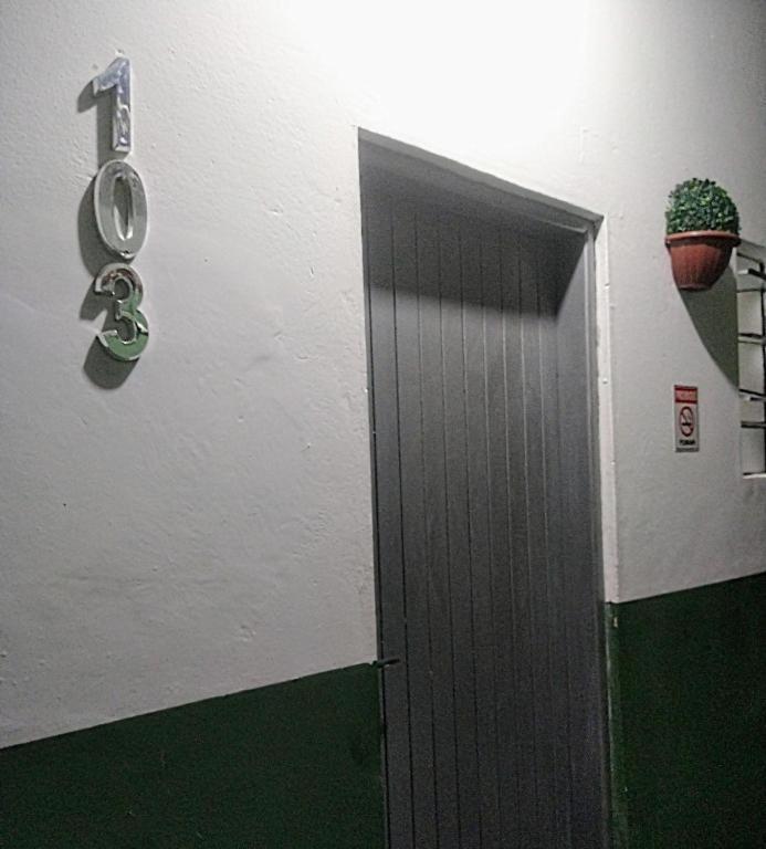 Hospedagem Primeira Quadra Da Praia Praia Grande  Zewnętrze zdjęcie